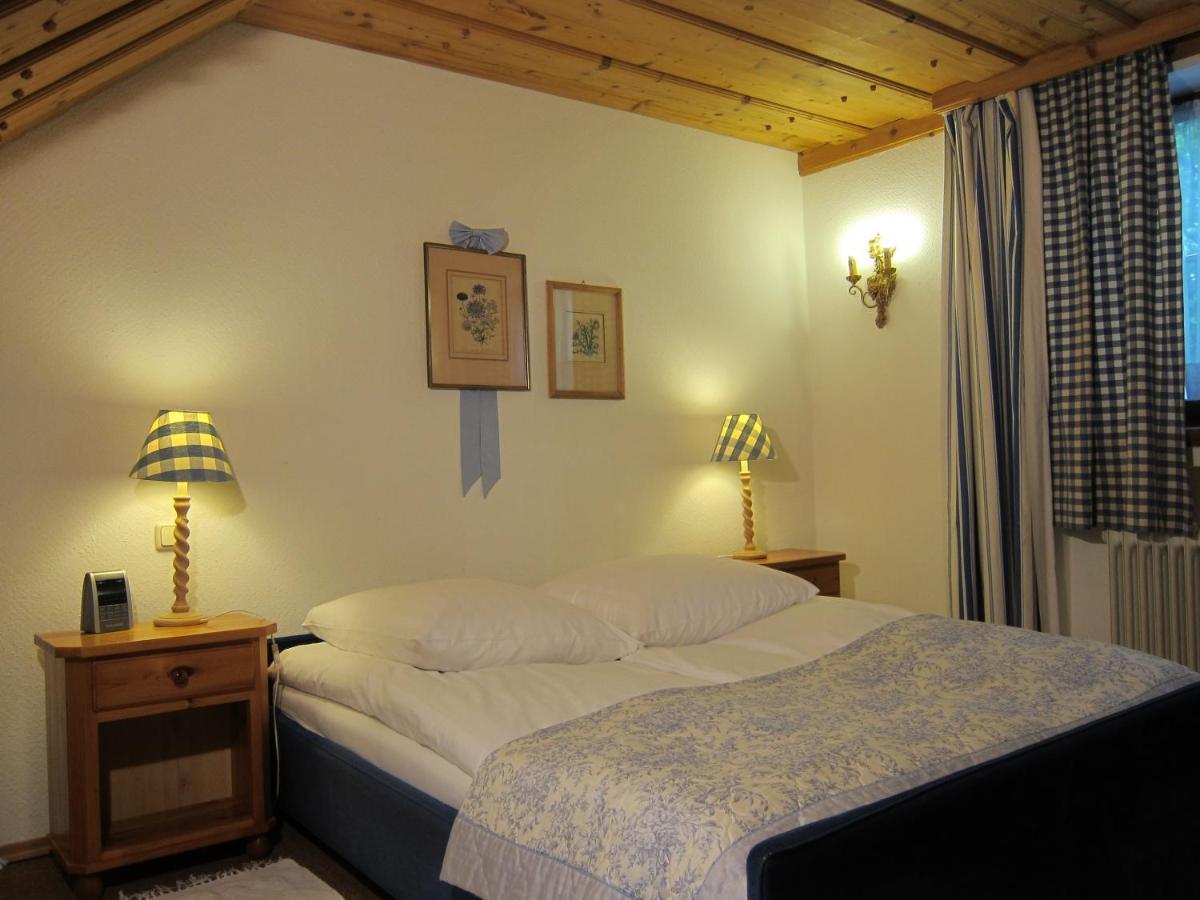 Ferienwohnungen Elisabeth Am See Rotta Habitación foto